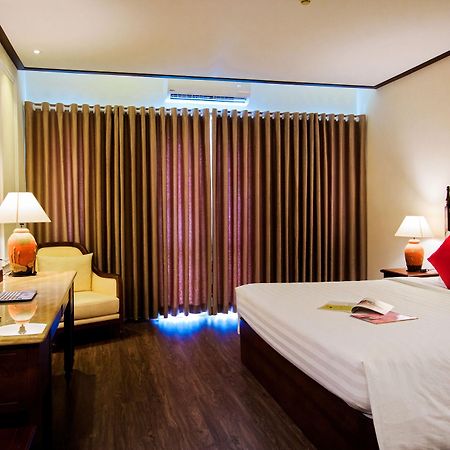 Vien Dong Hotel 芽庄 外观 照片